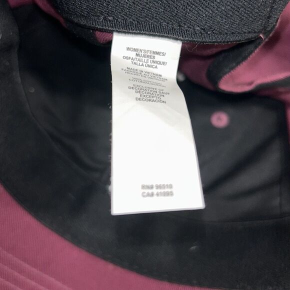 Under Armour Hat One Size Free Fit Maroon Red Baseball Cap Hat Womens Adjustable - Picture 9 of 10
